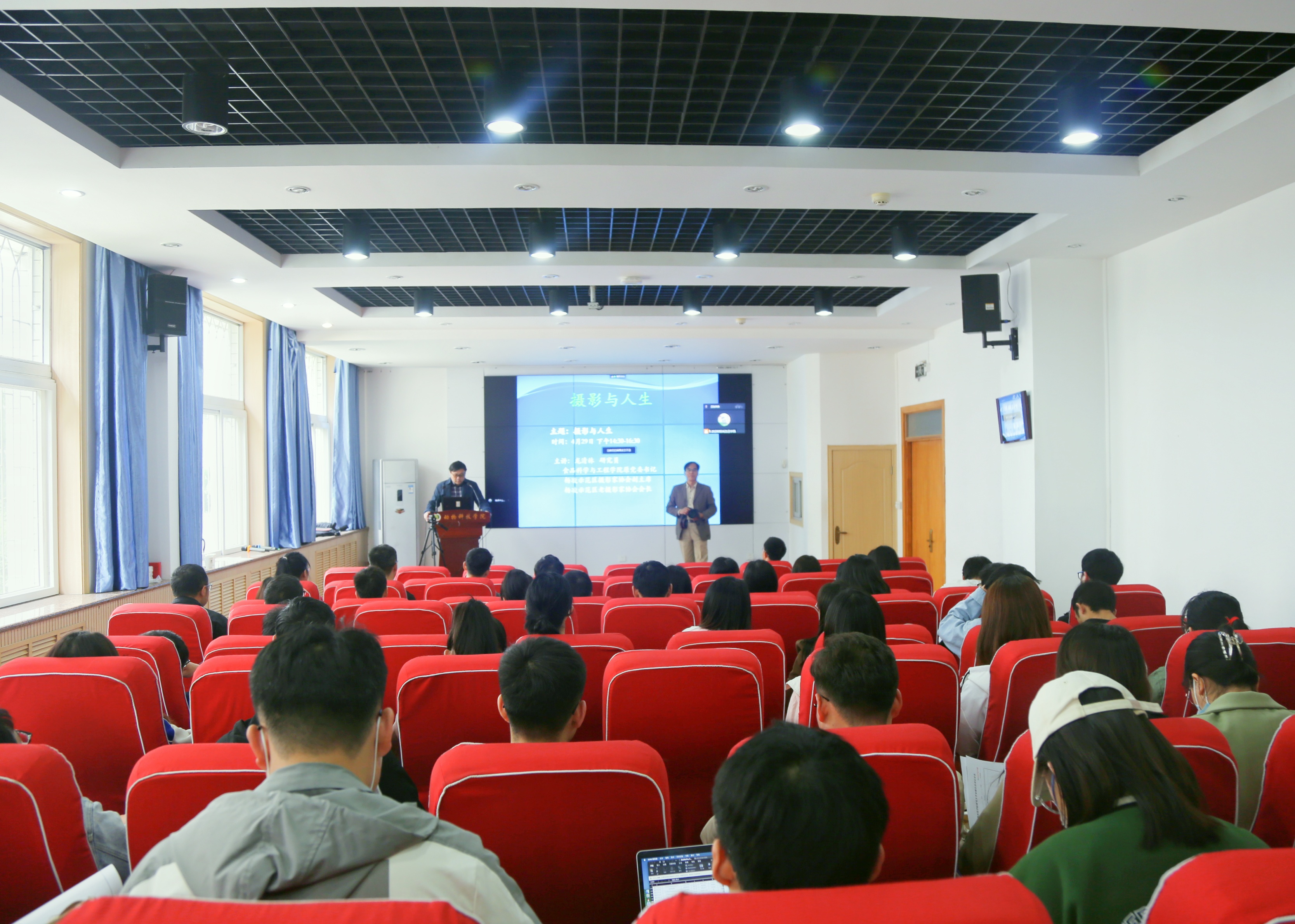 7ddf545fff5c40c8a854b1f3800cfd4c.jpg