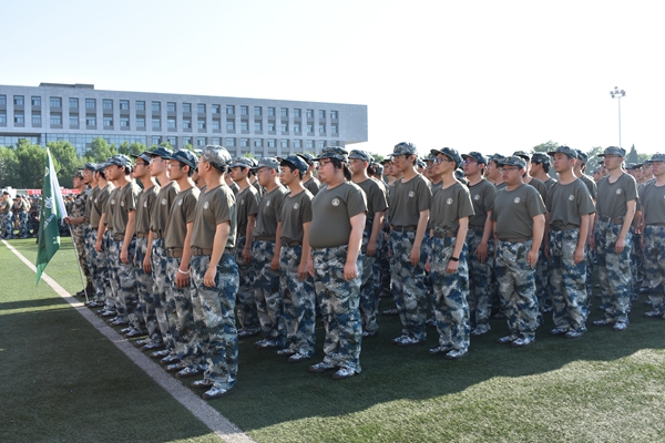e29cdf5cc3ab41cb8cfff9aaad887296.jpg